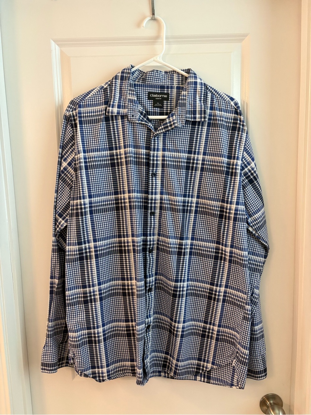 Claiborne Men's Navy and White Plaid Button-Down Shirt